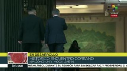 Kim y Moon inician segunda sesión de Cumbre Intercoreana para la paz