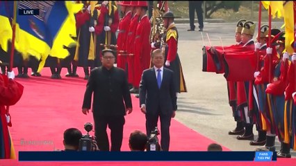 THE RUNDOWN | Korean leaders promise to formally end war | Friday, April 27th 2018
