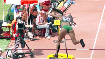 Revealing moment of an Irish beautiful pole vault woman - #Women - #Sport