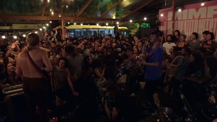Mac DeMarco - Jaming during free concert in Rio