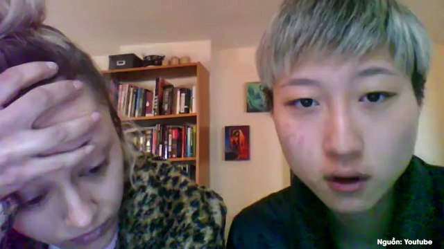 Con gái Thành Long bỏ trốn cùng bạn gái đồng tính: sống ở gầm cầu và quay clip dựa hơi bố để cầu cứu