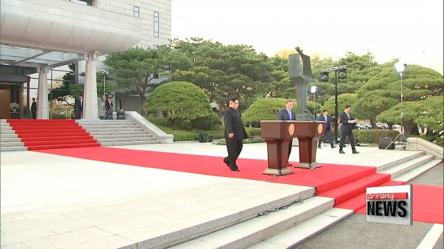Two Koreas to hold reunion of families separated by war