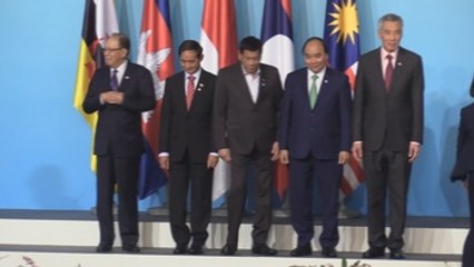 Arranca en Singapur la cumbre ASEAN con un llamamiento a centralizar el bloque