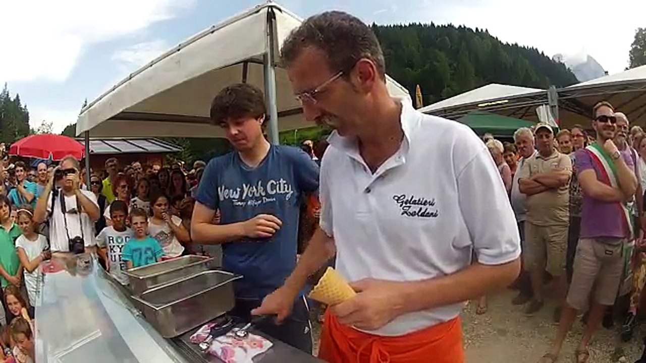 Most ice cream scoops balanced on a cone Guinness World Record By