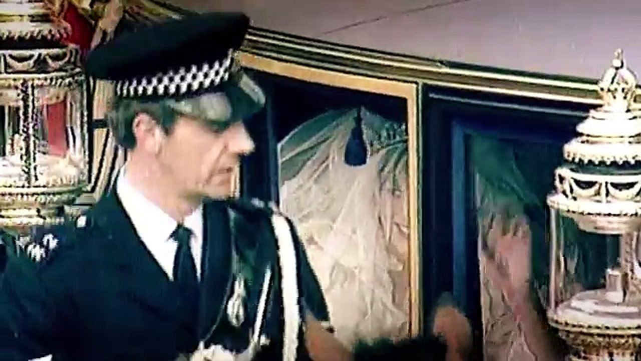 Whos In The Illuminati? - David Icke: Was He Right? - Real Stories