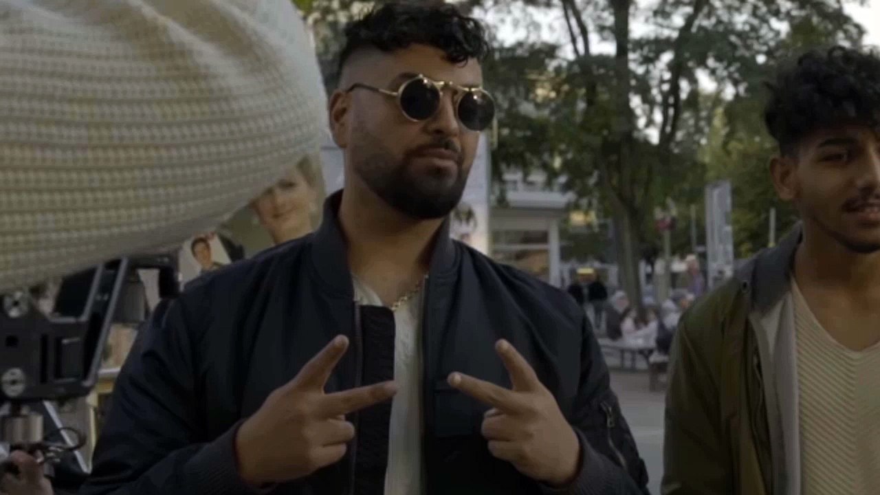 Moe Phoenix - Intro - NOA