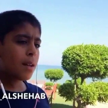 إن الله و ملائكته يصلون على النبي يا أيها الذين آمنوا صلوا عليه وسلموا تسليما