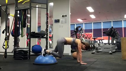 VLOG // Fat Burning TABATA workout (real time) + The BEST VEGAN THAI FOOD