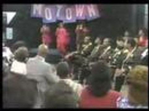 The Marvelettes - Holding On With Both Hands