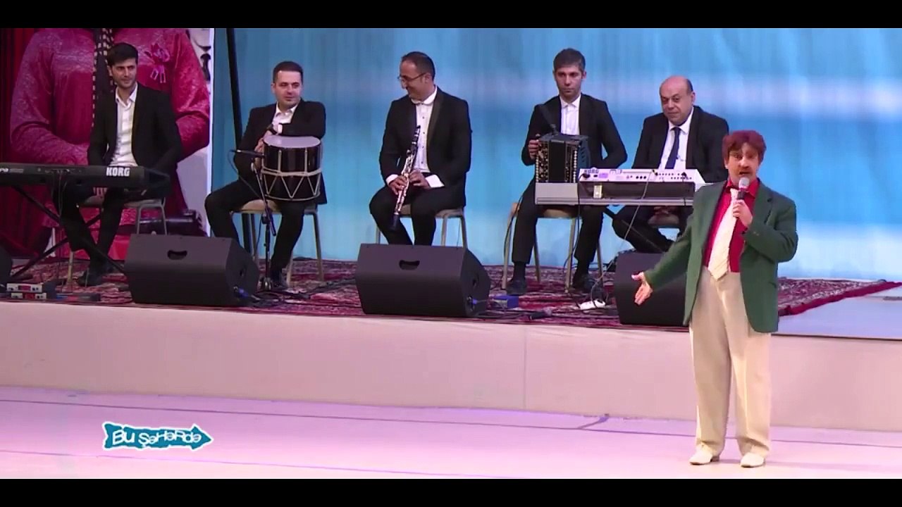 "Bu Şəhərdə" toyda  ‍♀ Ərəb şeyxi öz ‍♀ həyat yoldaşı ilə qonaq oldu.MoNİ Xalça Yuma 1.5 azn 012 555 5573; 555 5578; 050 / 051 / 055 / 070 666 6614