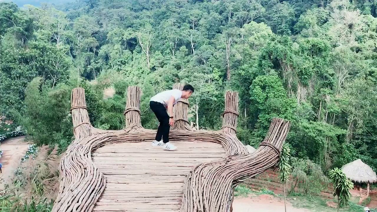 Khám phá Đà Lạt qua bước nhảy xuyên không của "chàng trai năm ấy"