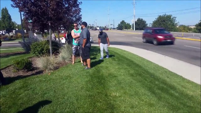 Son drift en BMW passe tout près du drame. Très très chaud