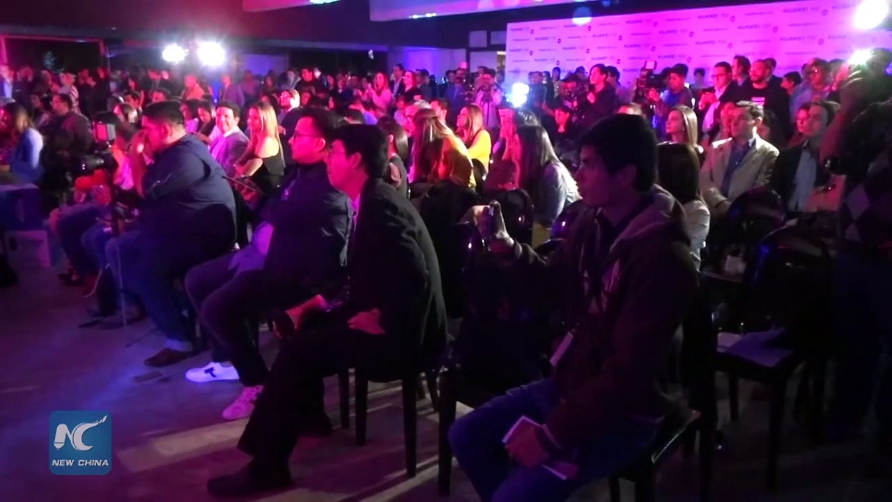 Chinese tech giant Huawei launches its new generation of smartphones P20 and P20 Lite in Guatemala. Will the new phones with the latest tech innovation conquer