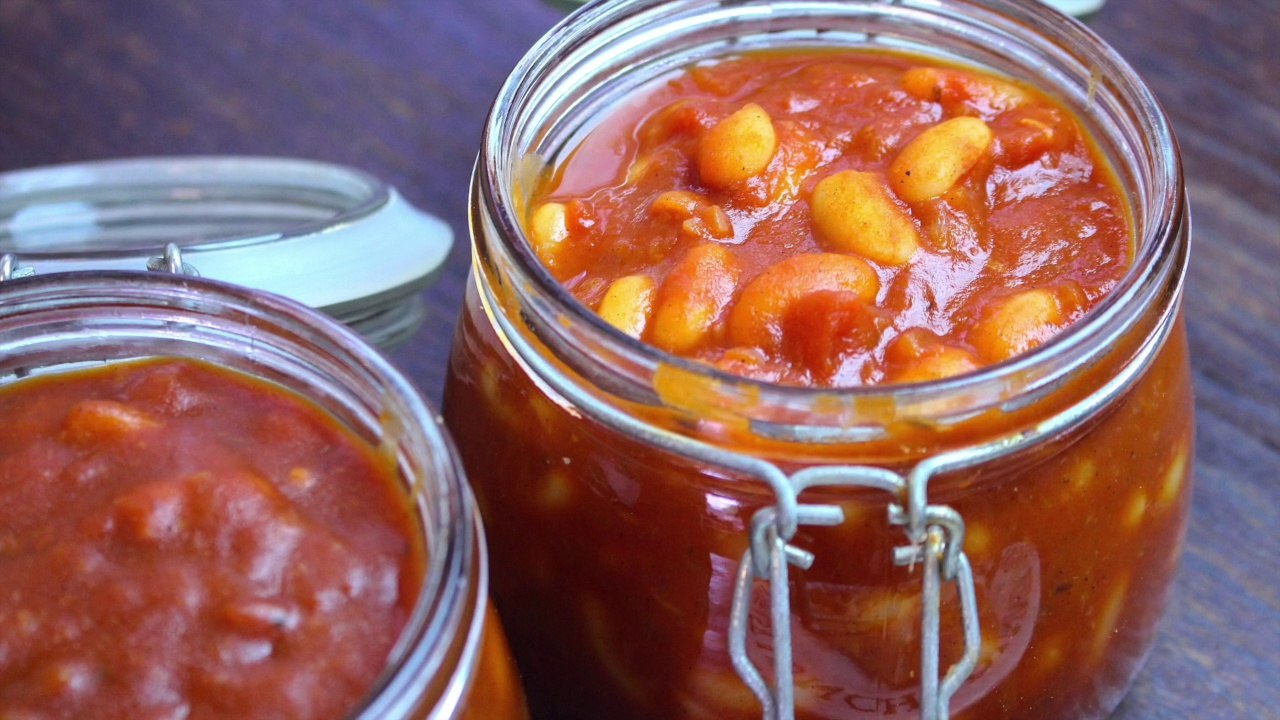 HOMEMADE BAKED BEANS RECIPE *COOK WITH FAIZA*