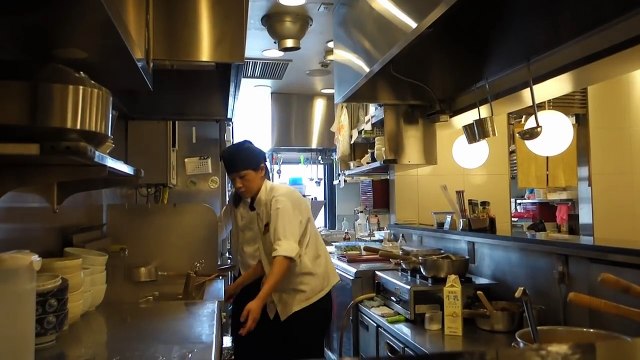 Delicious Curry Udon Noodle Ueno Station カレーうどん 古奈屋 アトレ上野店