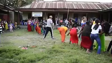 Funny tug of war video