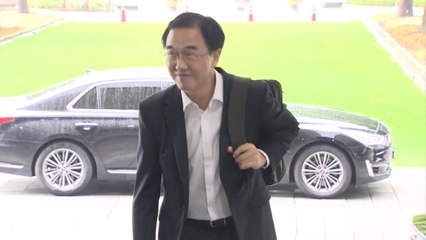 조명균 장관 "남북 표준시 통일, 김정은 위원장 의지 표현" / YTN