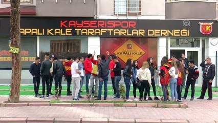 İmamın 'sarı-kırmızı' aşkı - KAYSERİ