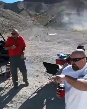 Ils vont froler le drame en faisant exploser des pneus...