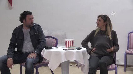 Polis Çiftin Tiyatro Tutkusu