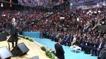 Cumhurbaşkanı Erdoğan: 'CHP kapalı kapılar arkasında yürüttüğü pazarlıklarla Türk siyasetini kirletmeye devam ediyor' - İSTANBUL