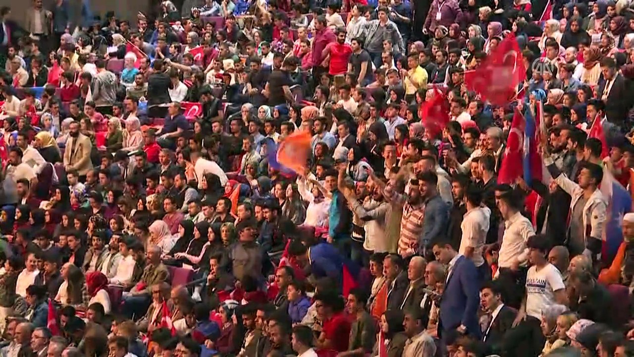 AK Parti İstanbul Gençlik Kolları 5. Olağan İl Kongresi - Bakan Gül -  İSTANBUL