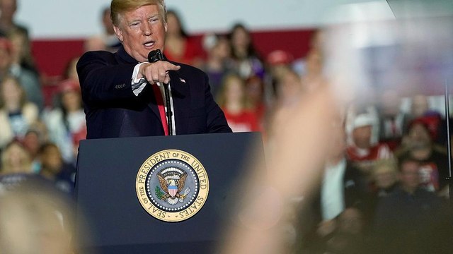 Trump attacca l'UE: formata per approfittare degli Stati Uniti