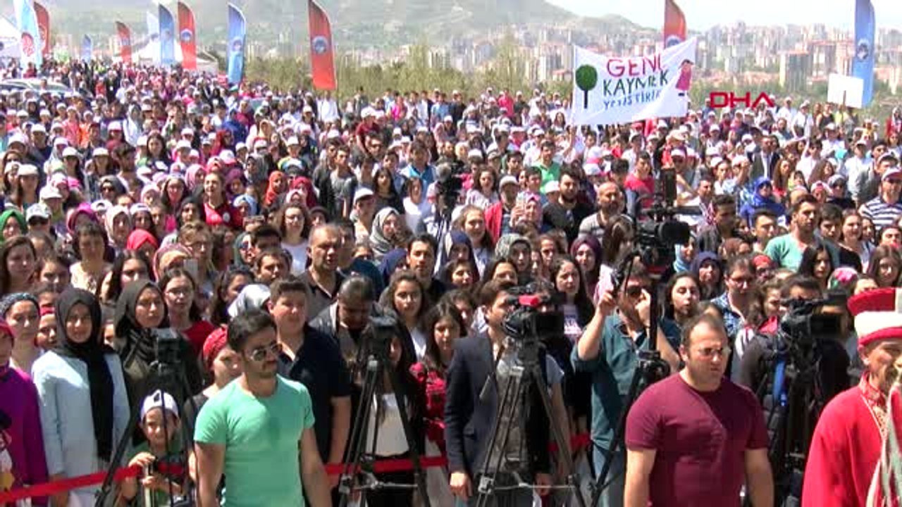 Kayseri-Ak Partili Elitaş CHP Kapısına 'Kiralık Vekil' Yazısı Astı-Hd