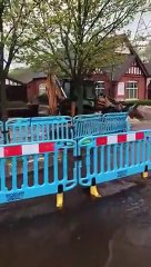 Enorme inondation causée par une canalisation percée !