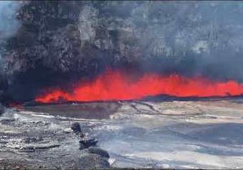 Lava Lake Overflows Onto Halemaumau Crater