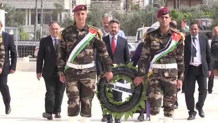 TBMM Başkan Vekili Aydın, Arafat'ın Kabrini Ziyaret Etti