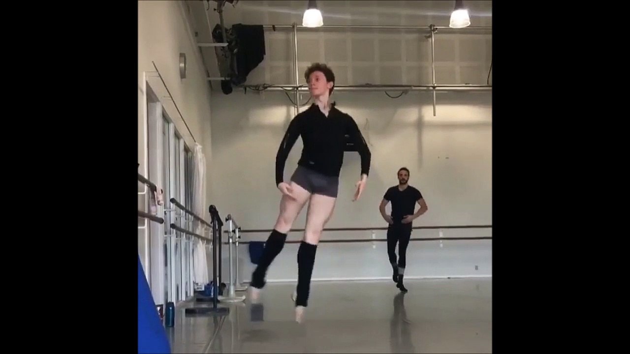 1468 #QuarTZnAtiON Presents live aT Deep HOuse Tech