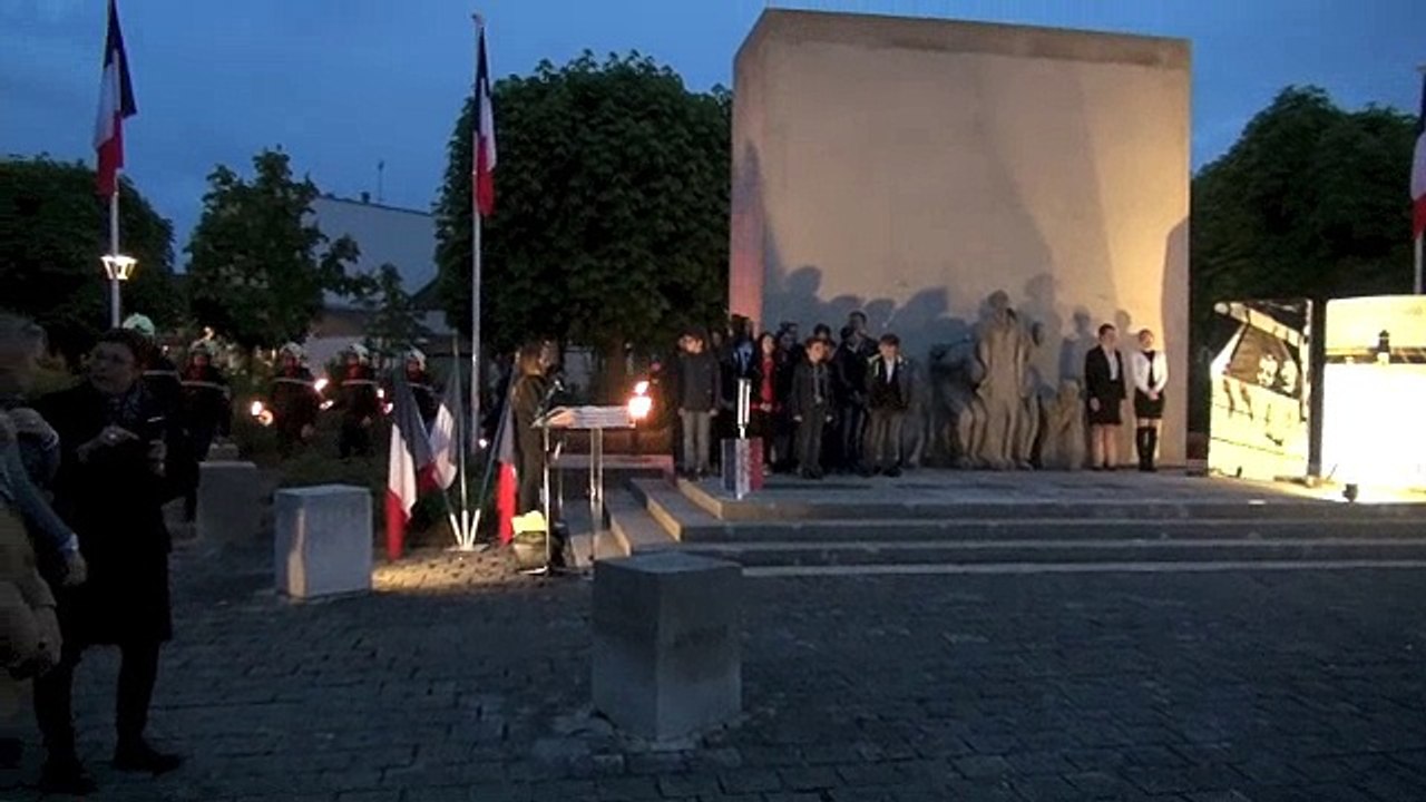 Sérenité et dignité à Auxerre en souvenir des victimes et héros de la déportation