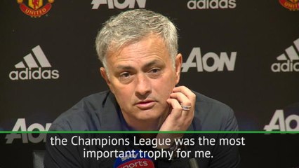 Tải video: Premier League or Champions League - what would Mourinho rather win?