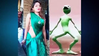 Dame Tu Cosita - Alien Dance by various girls