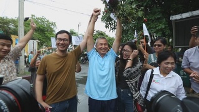 Tailandia libera a editor tailandés encarcelado siete años por lesa majestad