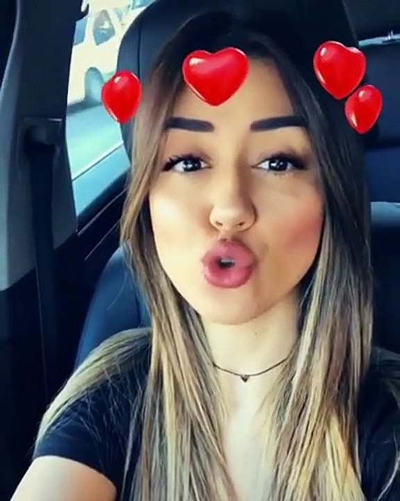 Banu Parlak Hamile Mi - İşte Cevabı -)