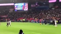 Thomas Meunier se fait siffler et insulter par les supporters du PSG