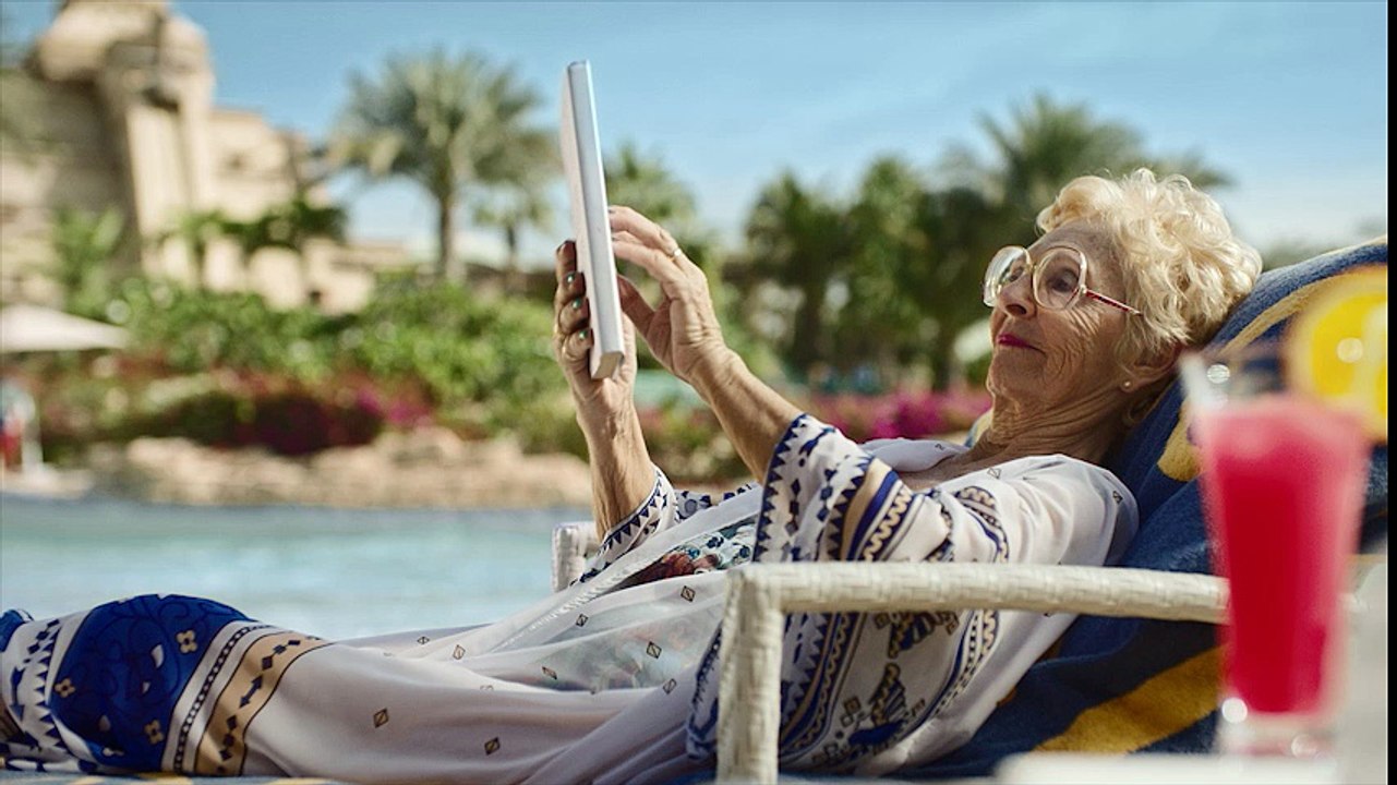 You're Younger in Water - Aquaventure's 'Leap of Faith'