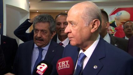 Bahçeli'den Abdullah Gül'ün Aday Olmamasına İlk Yorum