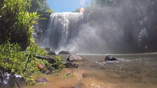 video-footage-of-waterfalls