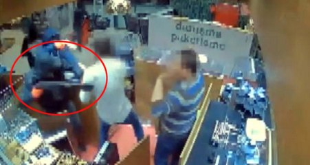 İstanbul'da Yaşanan 1 Milyon Liralık Gasp Dehşeti Kamerada