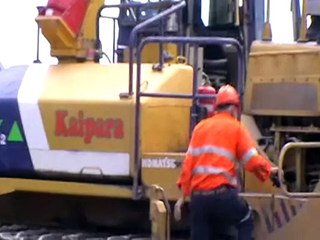 Metworld trading DMCC - Komatsu 575