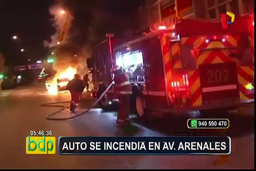 Lince: auto se incendia y explota en plena avenida Arenales