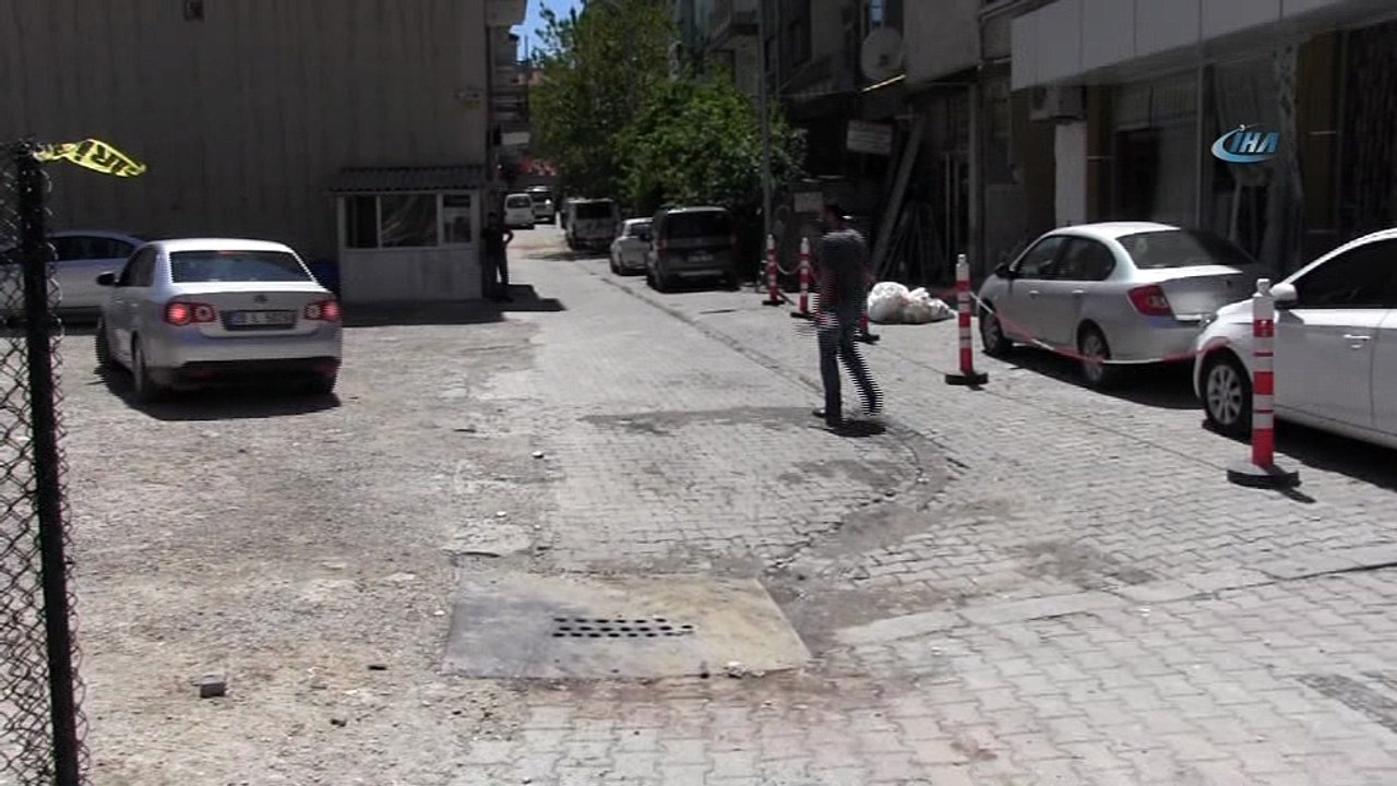 Motosikletli sürücünün hayatını kaybettiği feci kaza kamerada