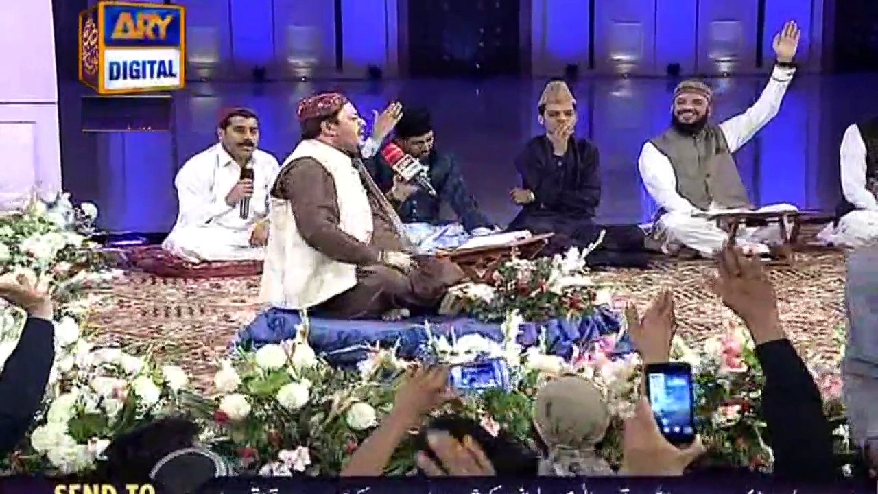 Zameen Maili Nahi Hoti  ( Naat ) by Mohd. Shahbaz Qamar Fareedi