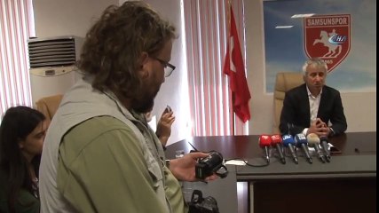 Samsunspor Teknik Direktörü Besim Durmuş Özür Dileyerek İstifa Etti