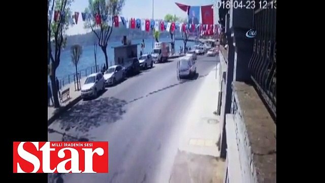 Sarıyer sahilde kontrolden çıkan halk otobüsü dehşet saçtı