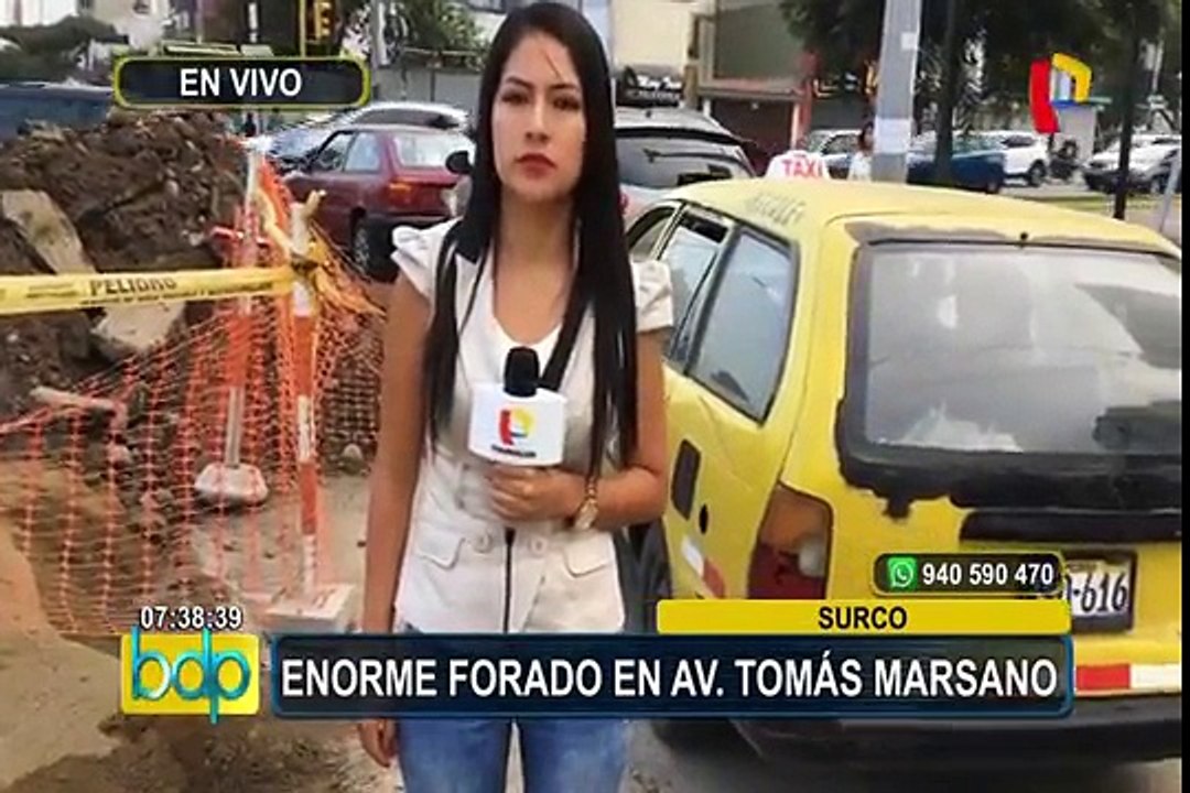 Surco: caos vehicular por enorme forado en av. Tomás Marsano