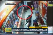 Cámaras captan violento asalto a farmacia en Ventanilla